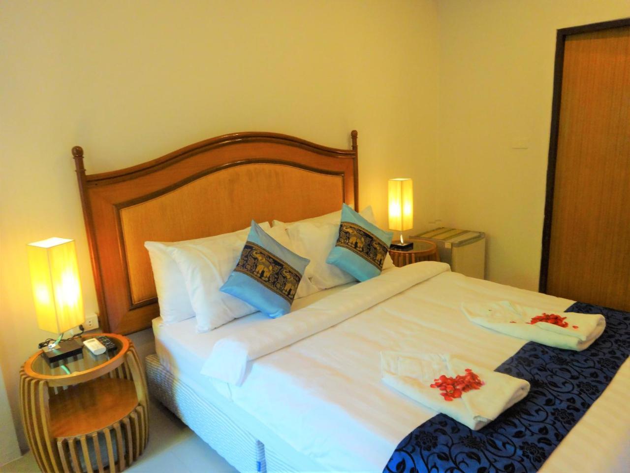 Bangrak Pier Samui Resort מראה חיצוני תמונה