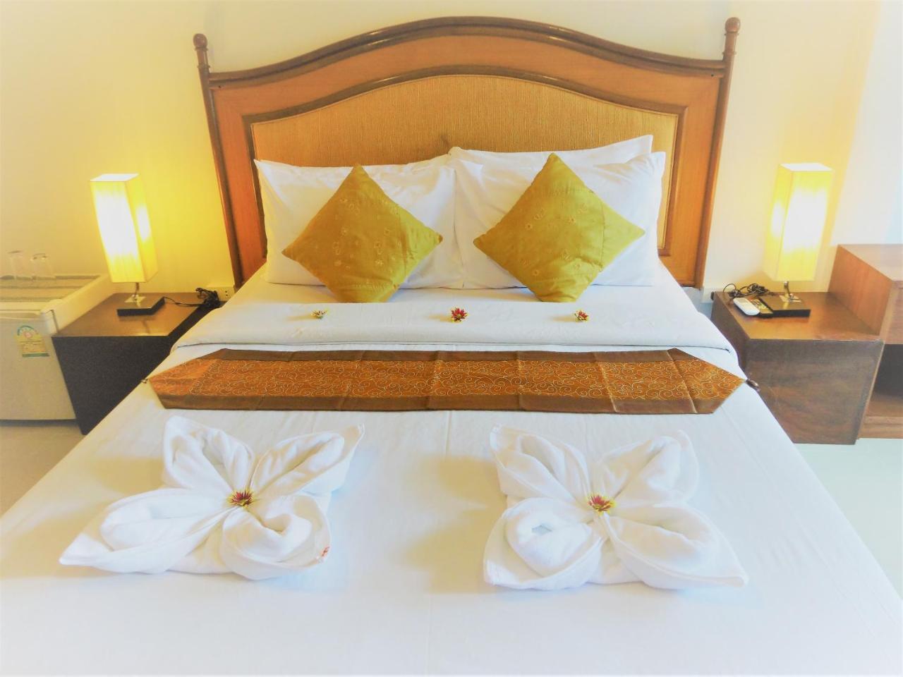 Bangrak Pier Samui Resort מראה חיצוני תמונה