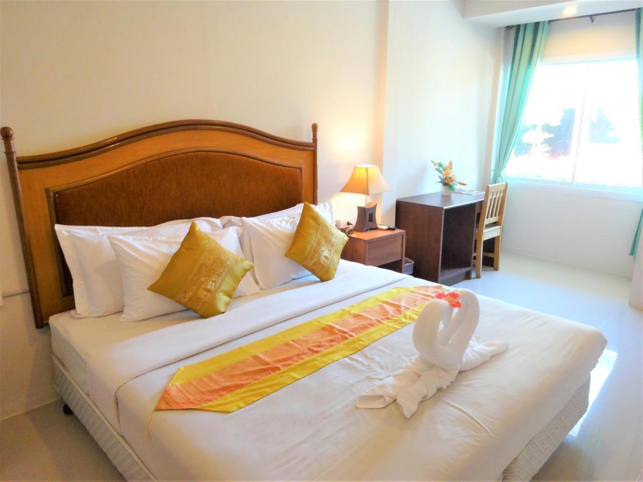 Bangrak Pier Samui Resort מראה חיצוני תמונה