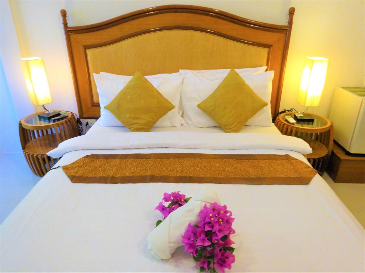 Bangrak Pier Samui Resort מראה חיצוני תמונה