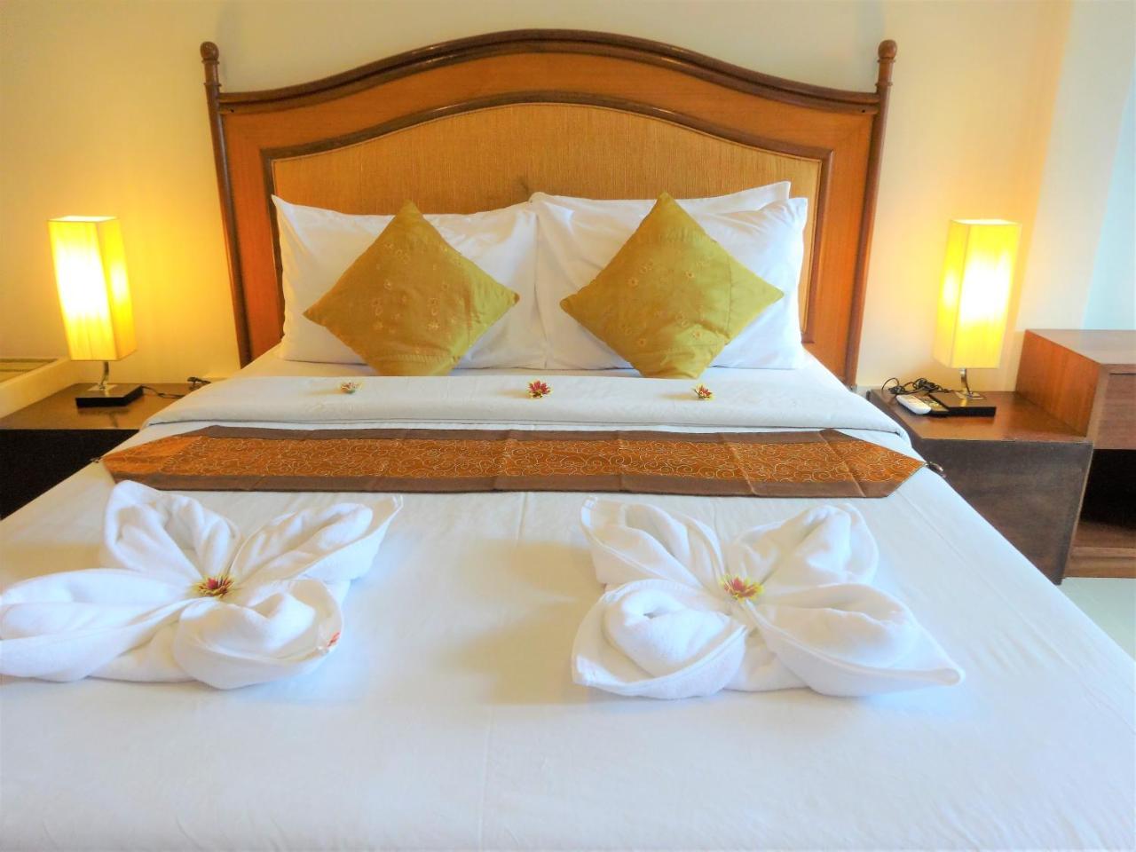 Bangrak Pier Samui Resort מראה חיצוני תמונה